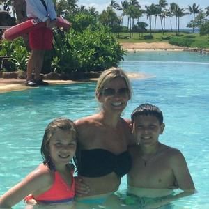 Meet your Posher, Carrie